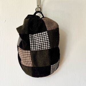 Kids Irish wool patchwork hat - green, gray, black